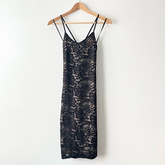 NWT Nordstrom Form fitting black lace midi dress - Picture 1 of 2